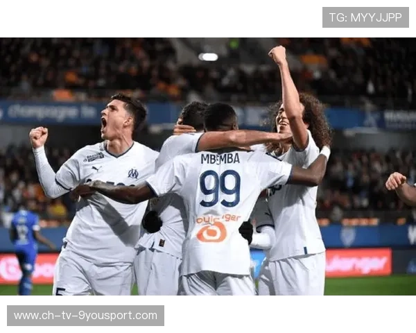 法甲巴黎中场深度渗透,锋线无限接应——重新定义进攻协同之美